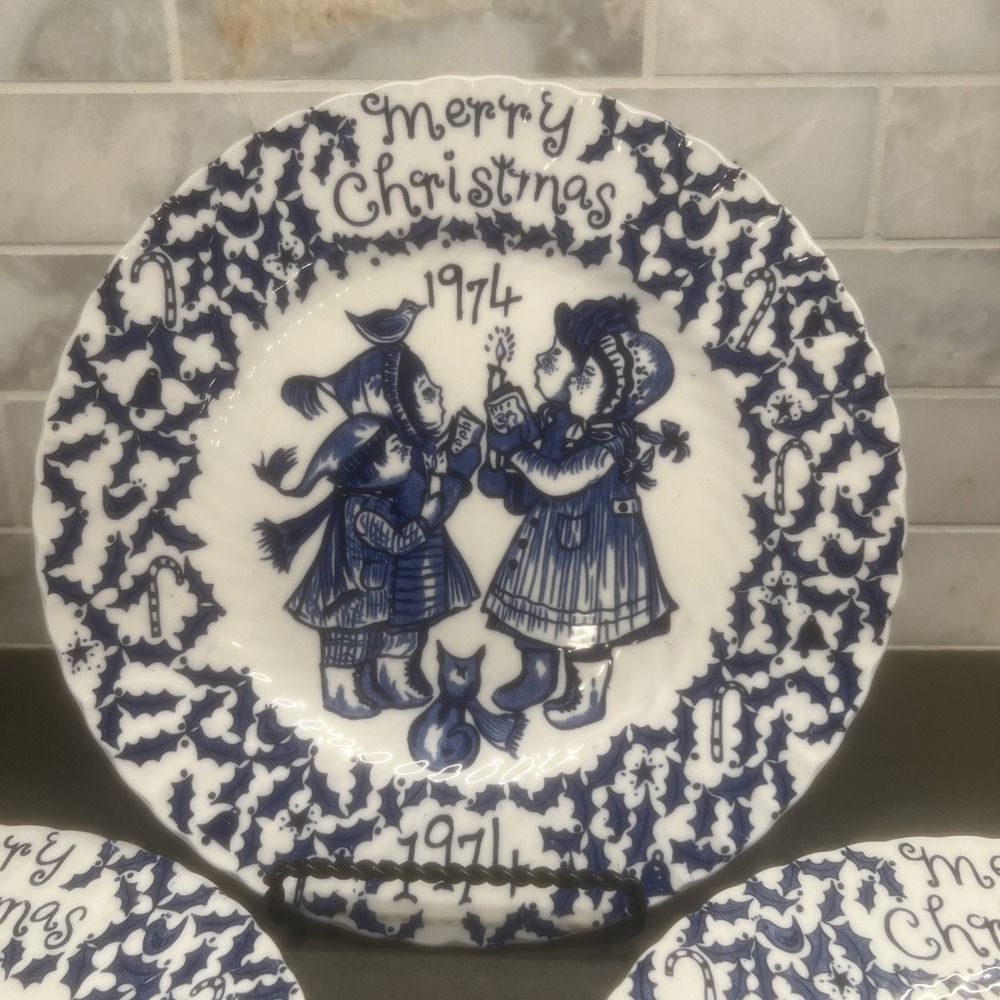 4-NEW-Vintage Royal Crownford Blue 1974 Merry Christmas Norma Sherman England